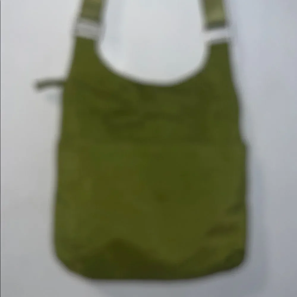 BAGGALLINI Lime Green Big Zipper Crossbody Purse